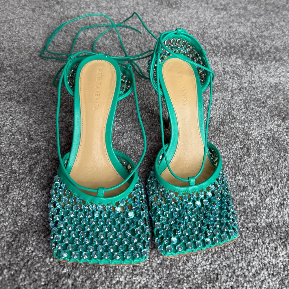 BOTTEGA VENETA
Green Sparkle Stretch Web Heels